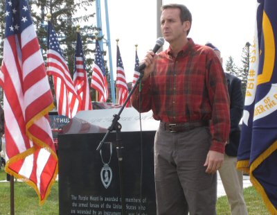Governor Pawlenty speaks in the Veterans Memorial Salute program at Trailside Park, Breezy Point -- ...